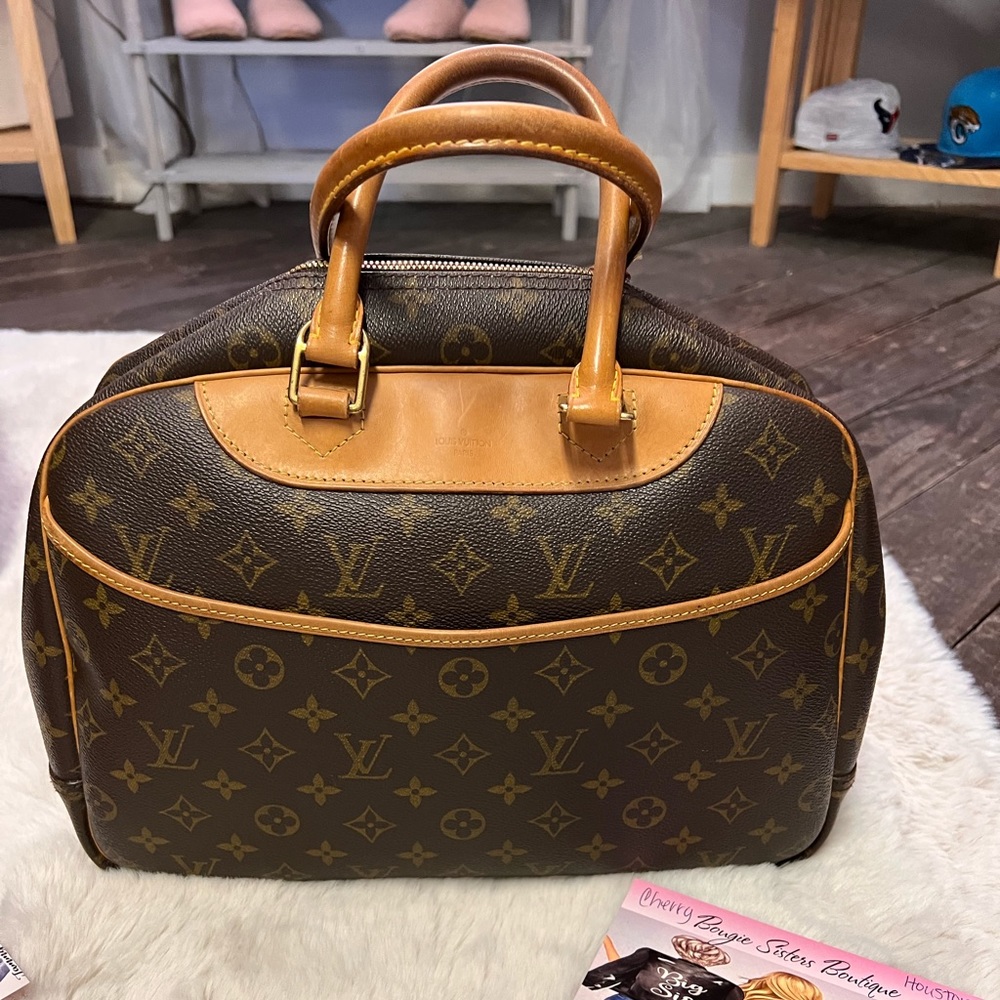 Louis Vuitton Deauville